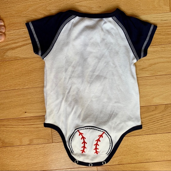 Red Sox Button Onesie - Picture 3 of 3